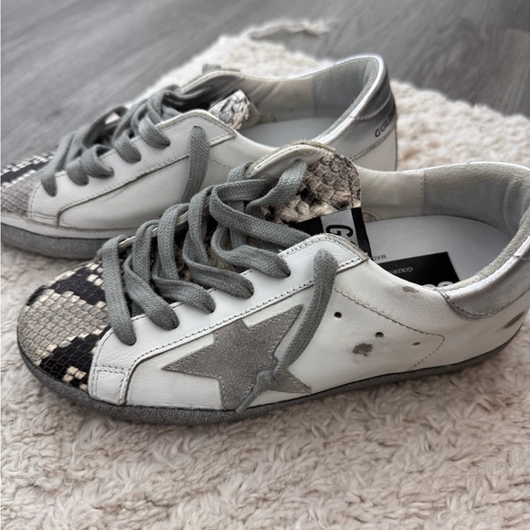 Size 36/ US 6 Golden Goose Superstar White Snake Skin Toe - Picture 1 of 7